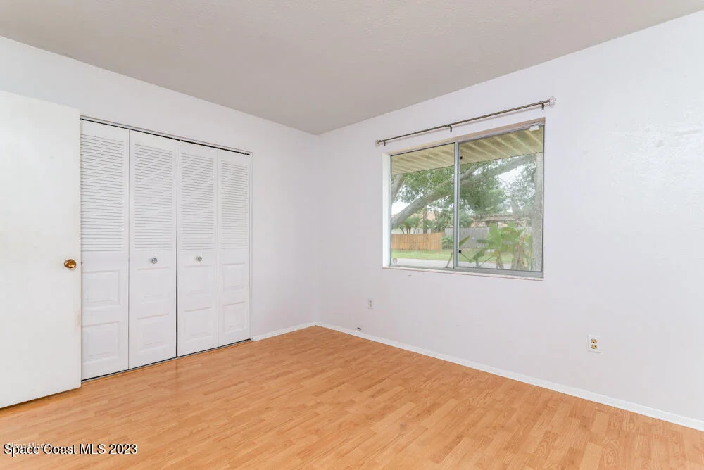 Photo of 721 Arundo Avenue NE