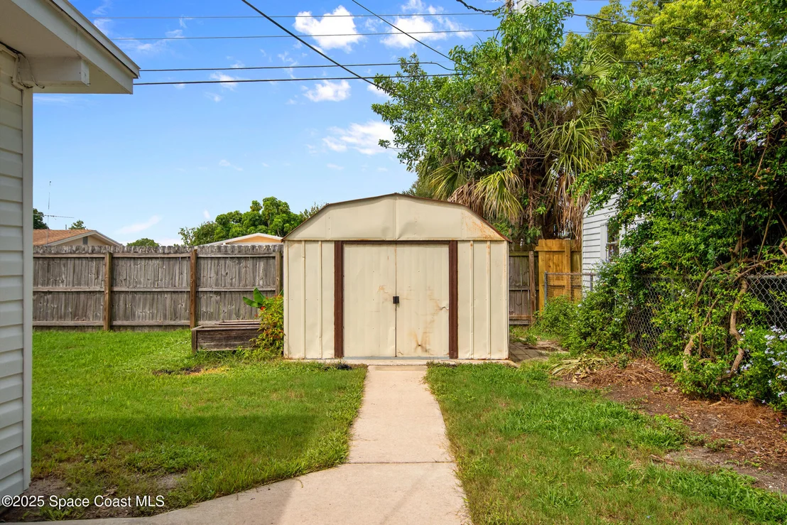 Photo of 620 Clarke Avenue