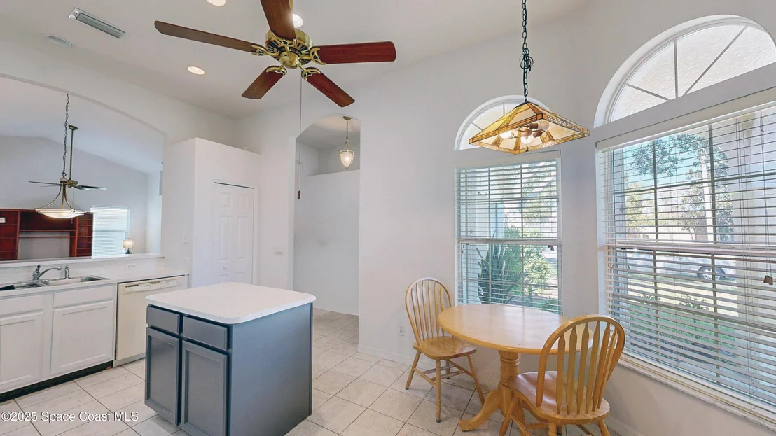 Photo of 3401 Deer Lakes Drive