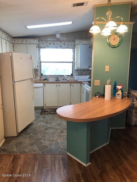 Photo of 532 Lee Court