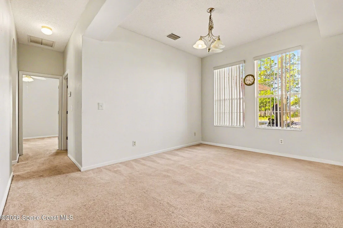 Photo of 3061 Eldron Boulevard SE