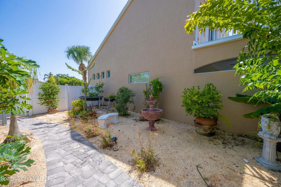 Photo of 342 Seafarer Circle
