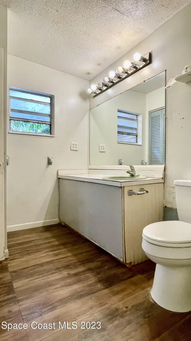 Photo of 327 Vesta Circle