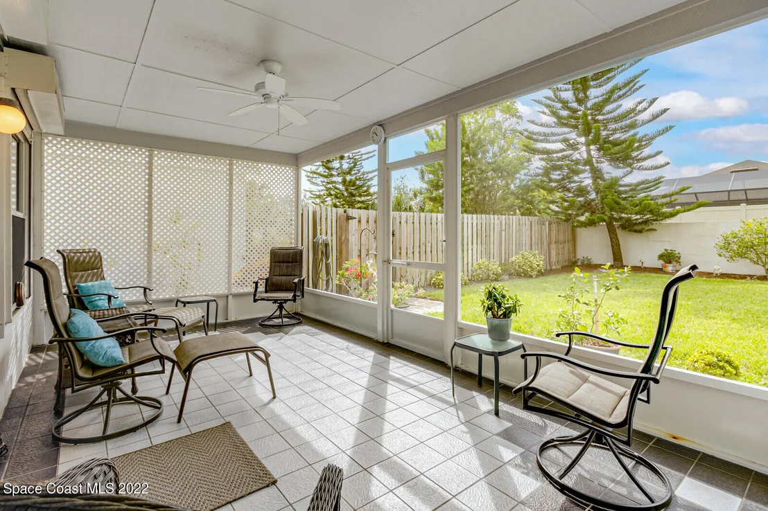 Photo of 984 S Fork Circle