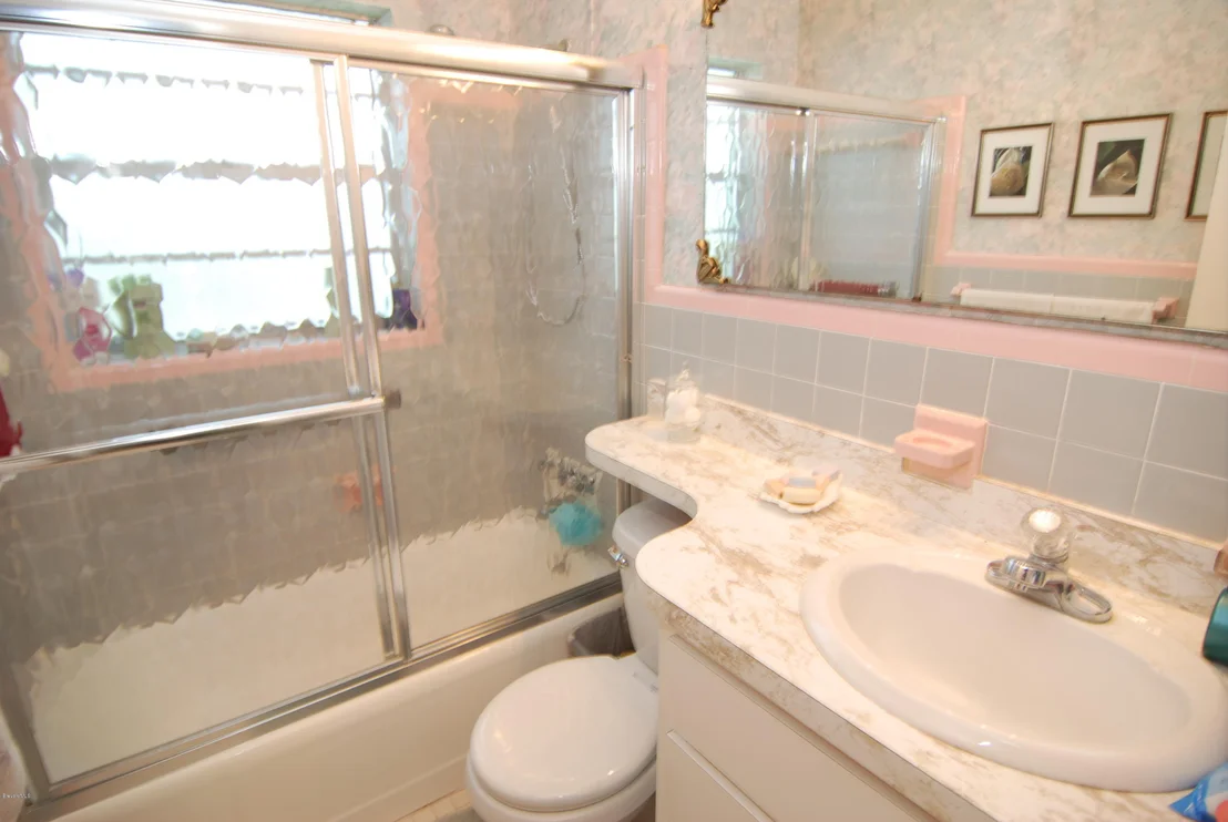 Photo of 311 Avenida De La Vista