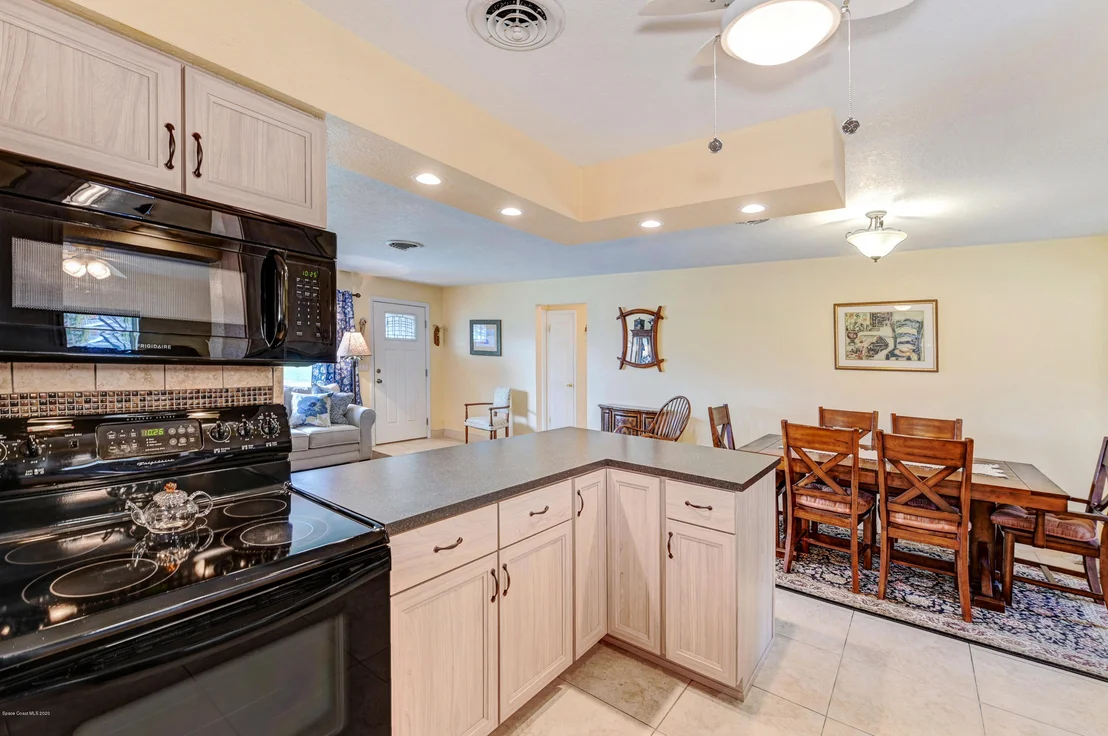Photo of 992 Cardon Drive