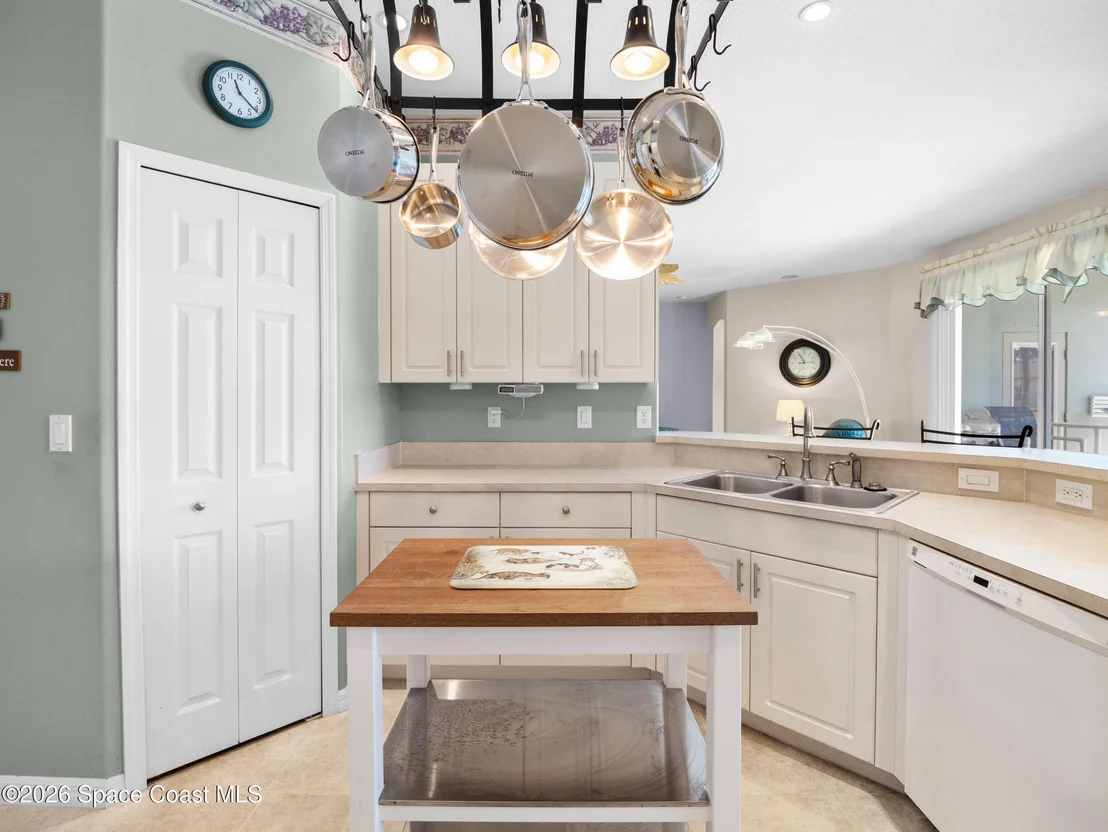 Photo of 7429 Hackberry Road