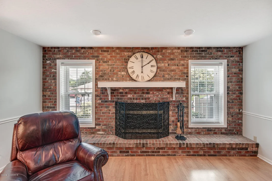 Photo of 685 Woodbridge Drive