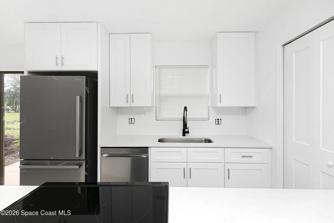 Photo of 710 Airoso Road SE