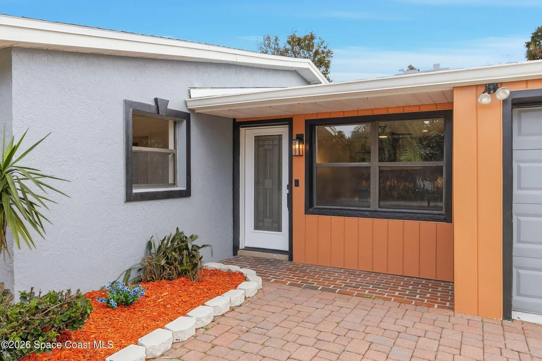 Photo of 2283 Saint Swithin Lane