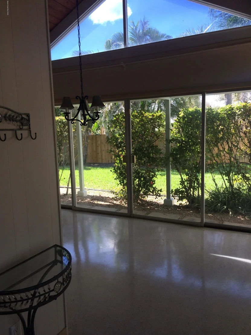 Photo of 133 Orlando Boulevard