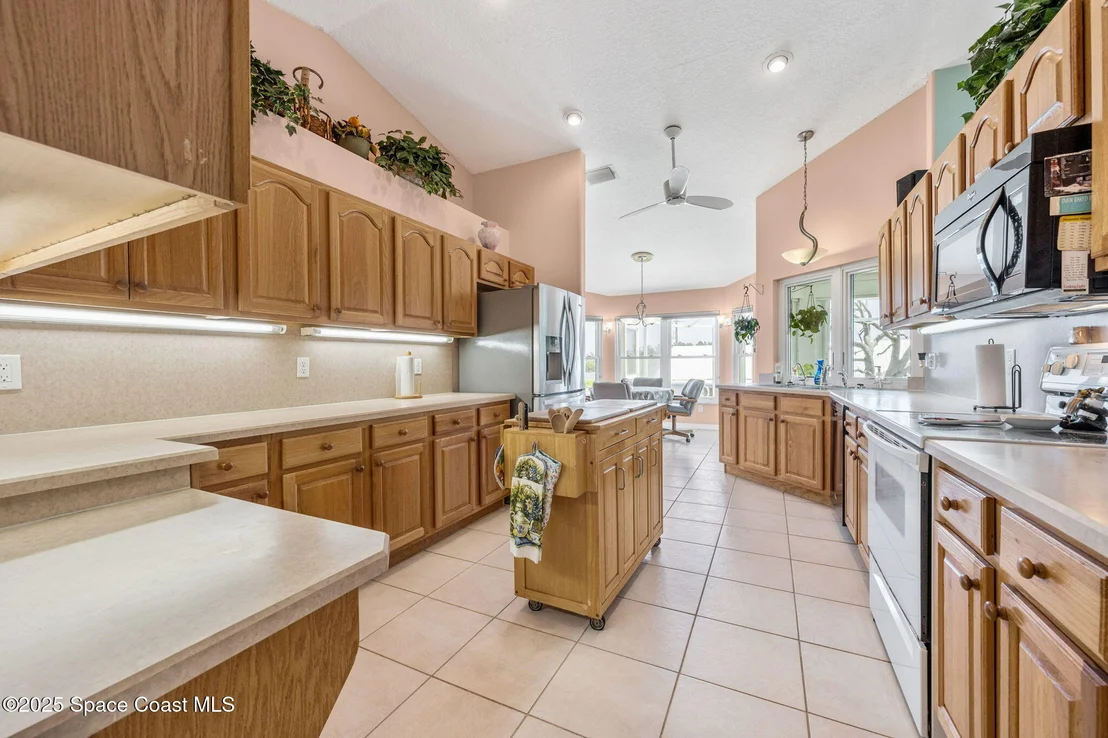 Photo of 7109 Blue Shore Road