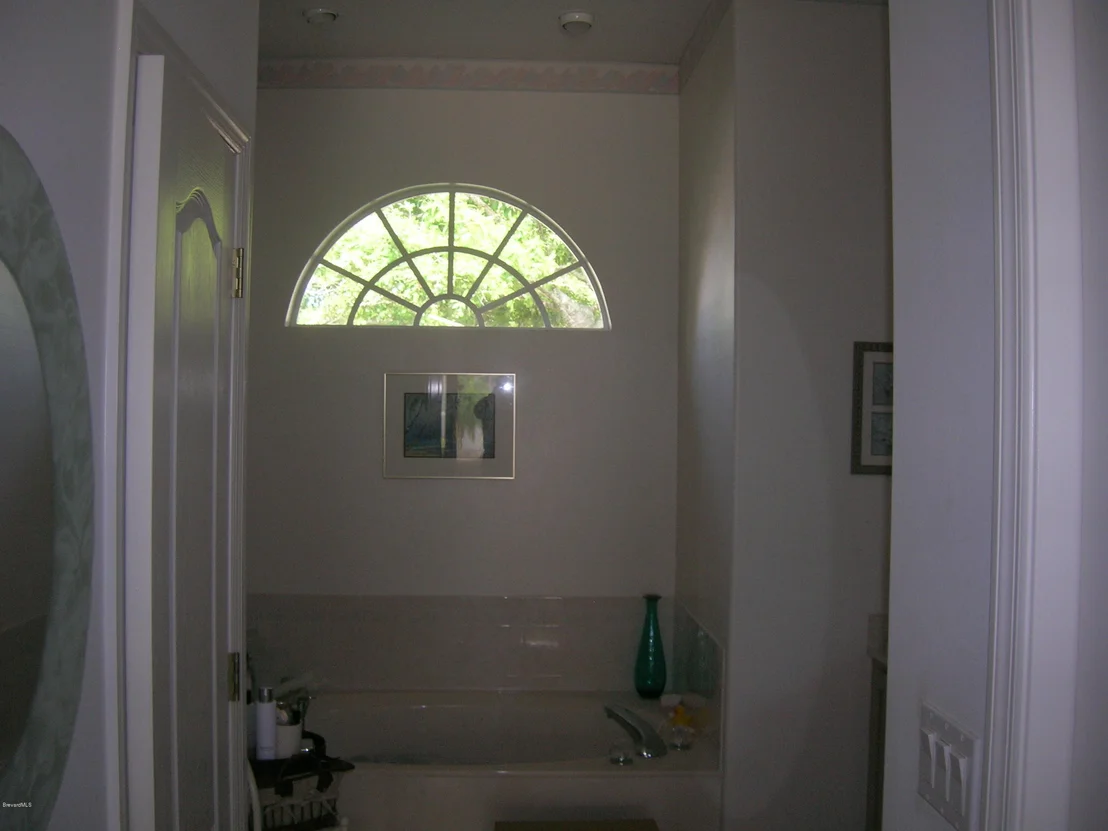 Photo of 5742 Newbury Circle