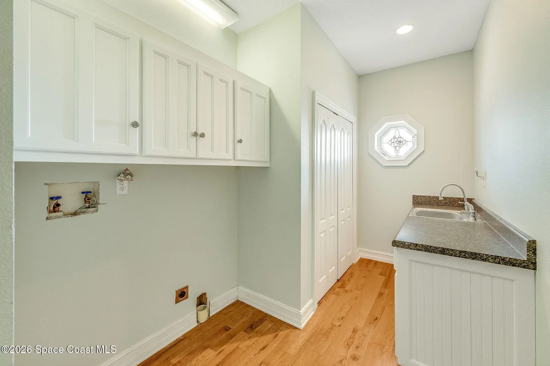 Photo of 2326 Holder Road