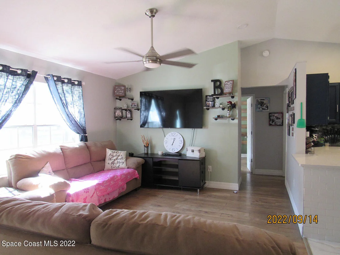 Photo of 5468 Carrick Road