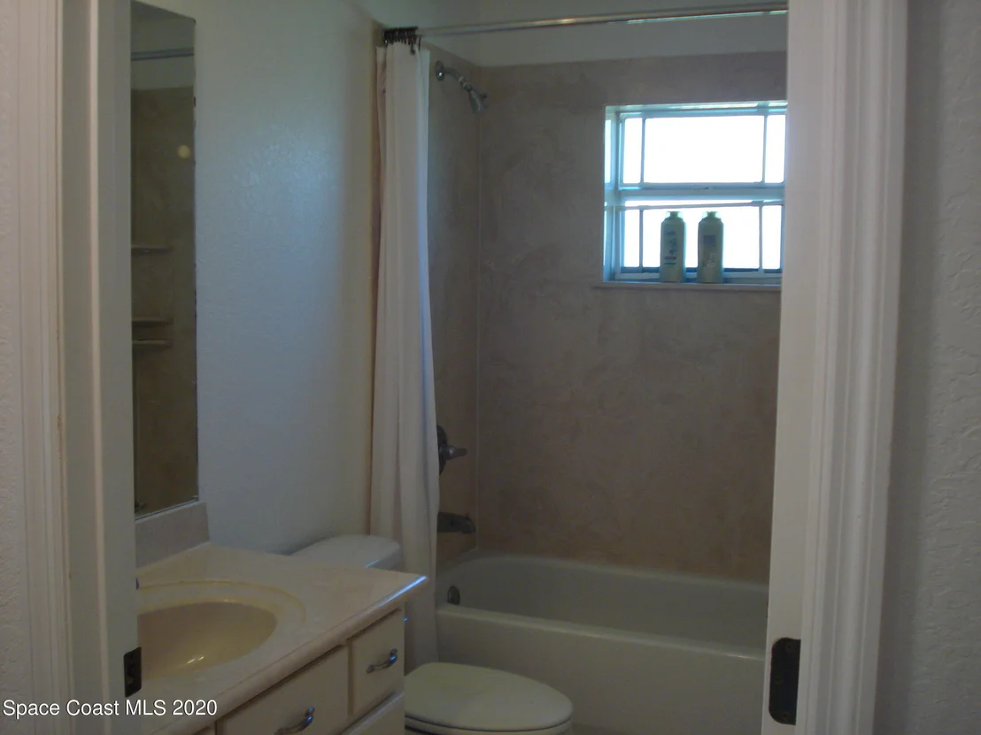Photo of 6482 Bamboo Avenue