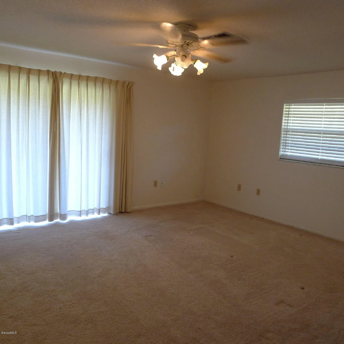 Photo of 4253 Pinewood Road