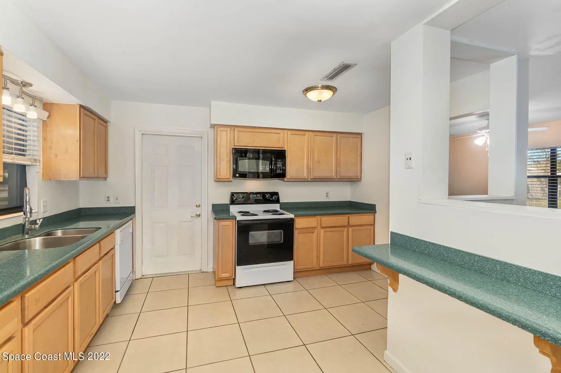 Photo of 1106 Condado Drive