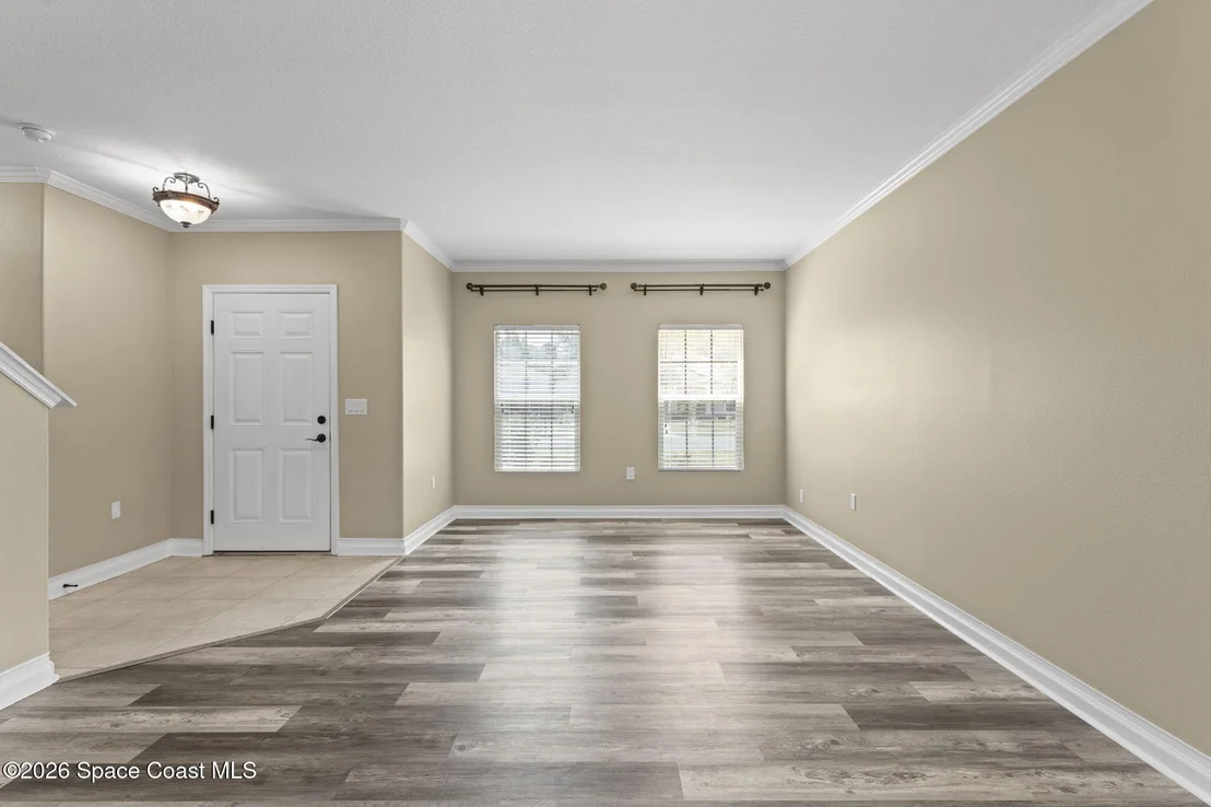 Photo of 641 Dillard Drive SE