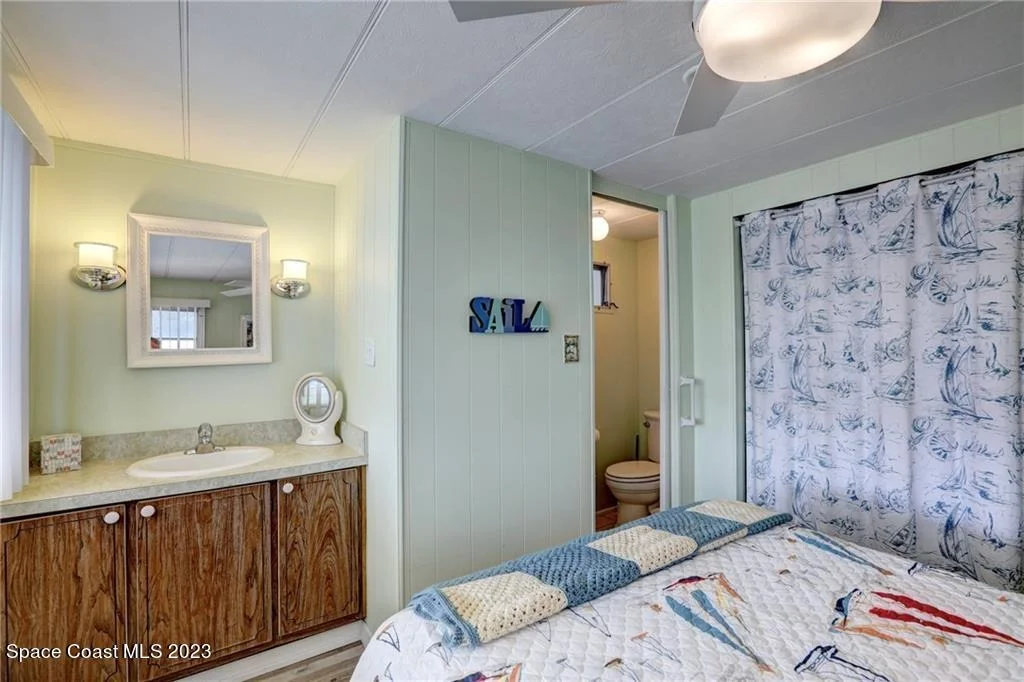 Photo of 925 Hawthorn Circle