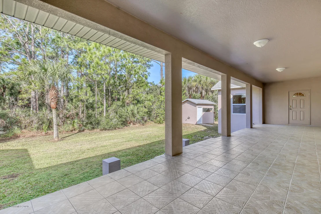 Photo of 1290 Adamson Road