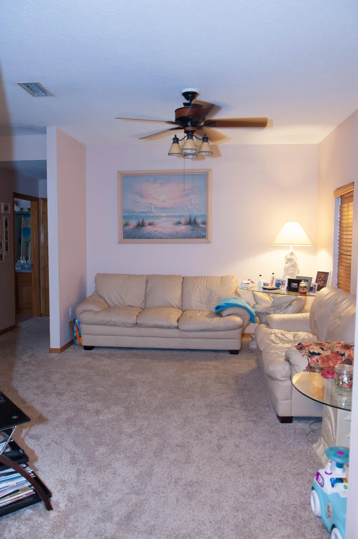 Photo of 5490 Pine Street