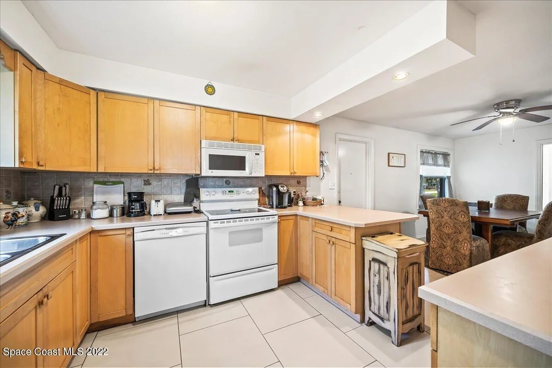Photo of 329 Dorset Drive