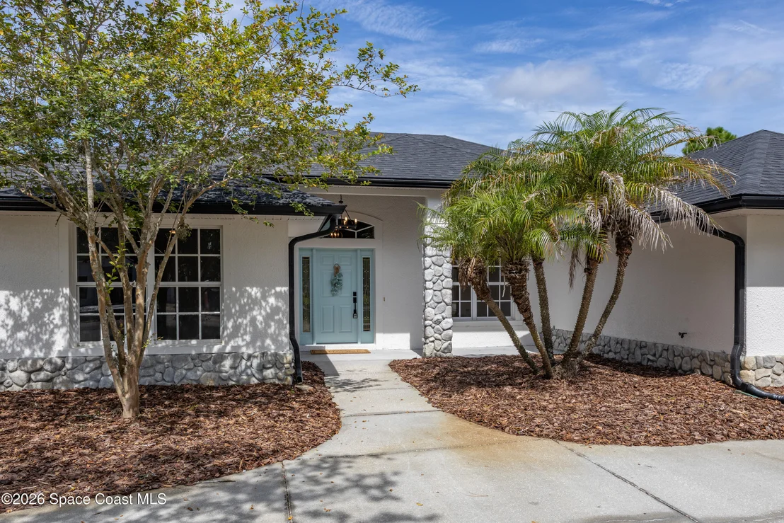Photo of 2160 Windbrook Drive SE