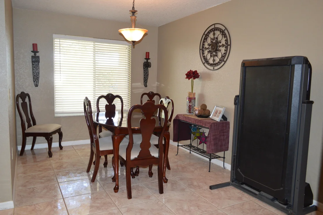 Photo of 869 Spirea Drive