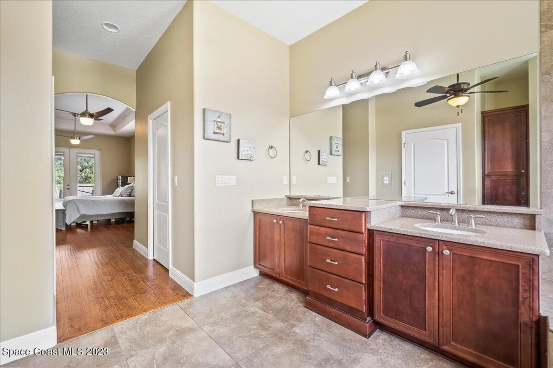 Photo of 4111 Anlow Road