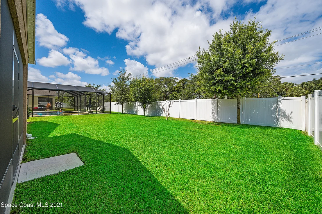 Photo of 2137 Attilburgh Boulevard