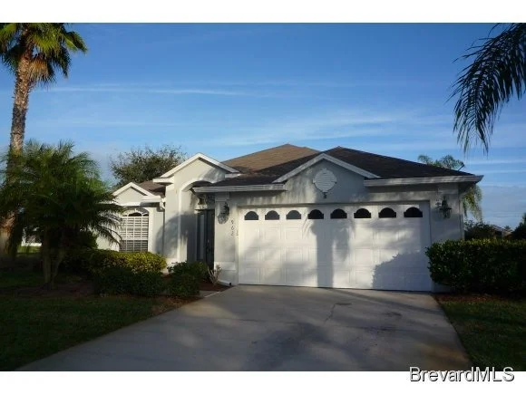 Photo of 962 Shaw