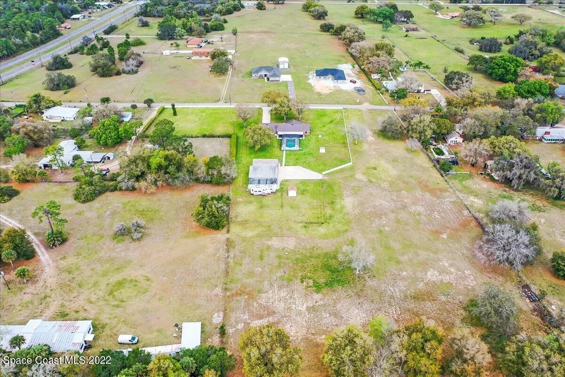 Photo of 3685 Burkholm Road