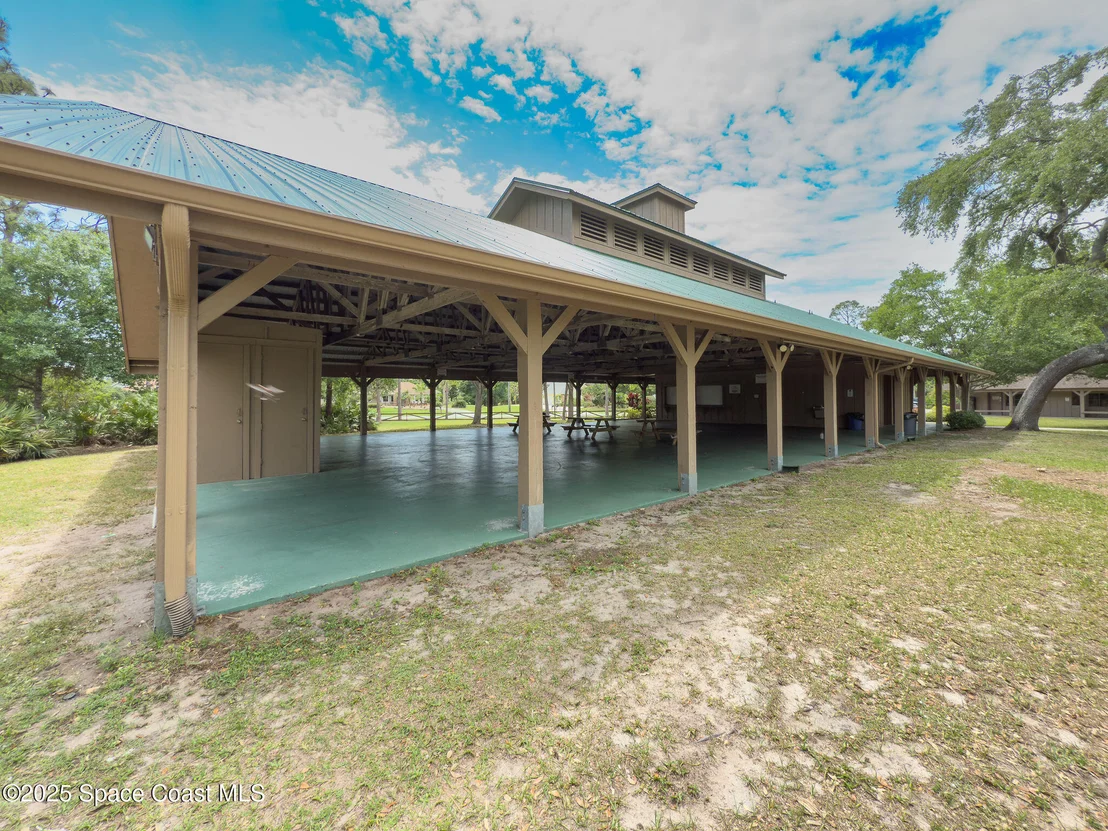 Photo of 4741 Canard Road
