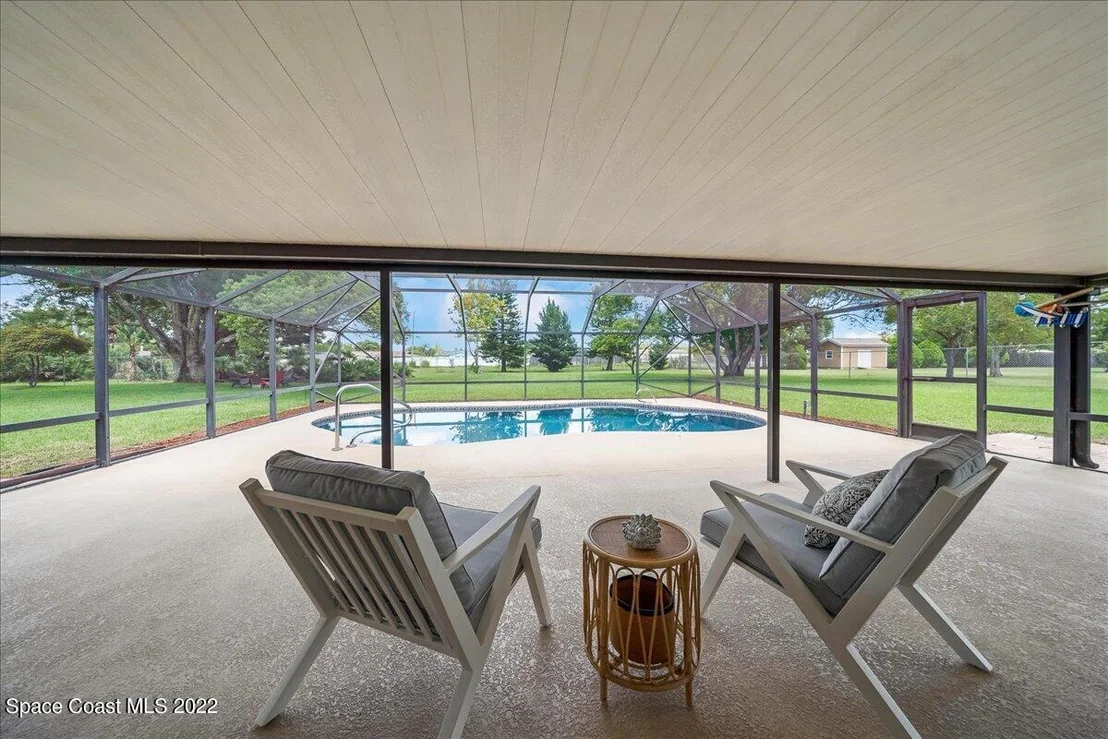 Photo of 2180 Bridle Path