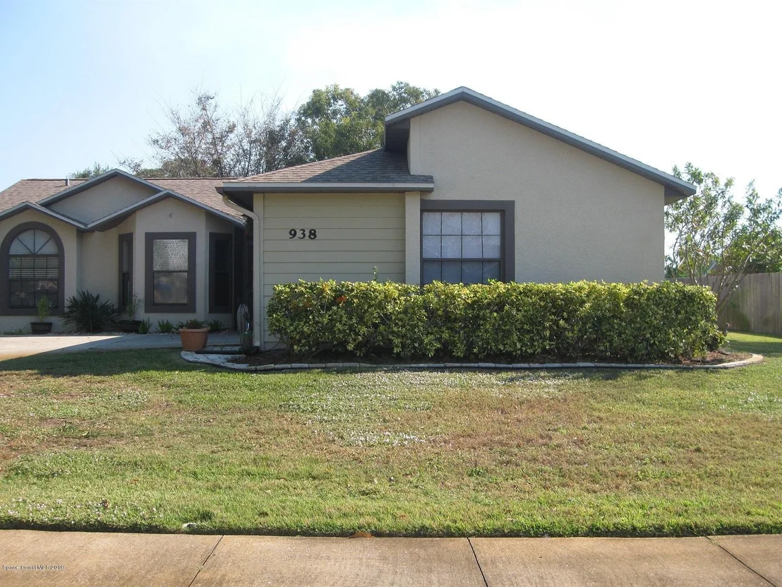 Photo of 938 Pine Baugh Street