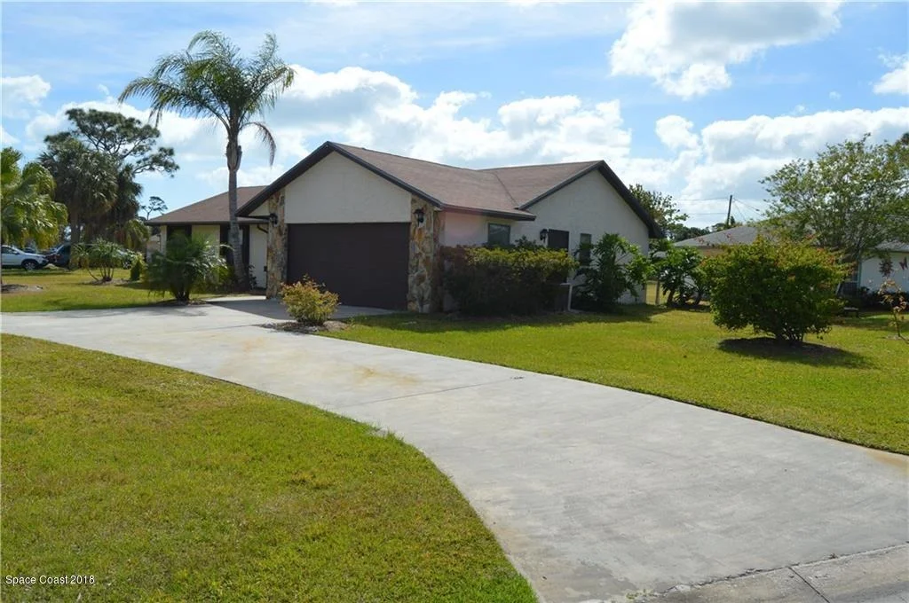 Photo of 162 Harris Drive