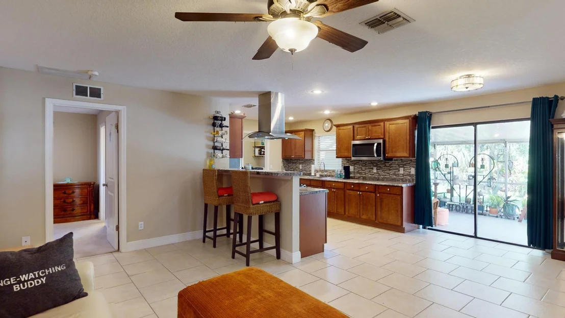 Photo of 112 E Haven Drive