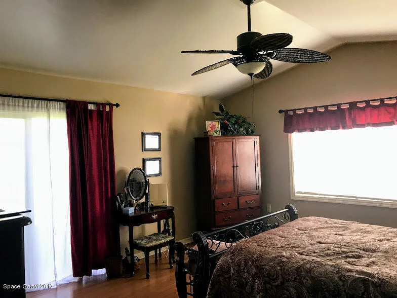 Photo of 3401 Gran Avenue NE