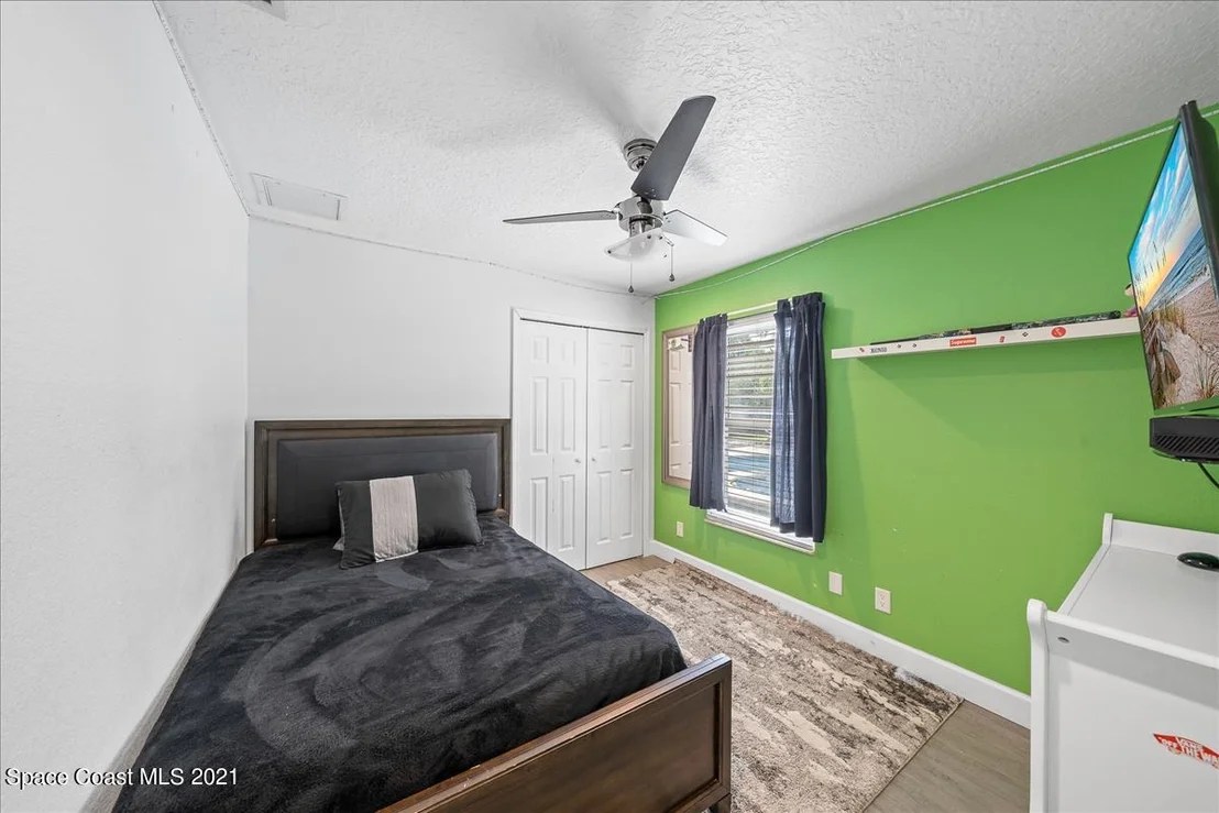 Photo of 1035 Jacaranda Circle