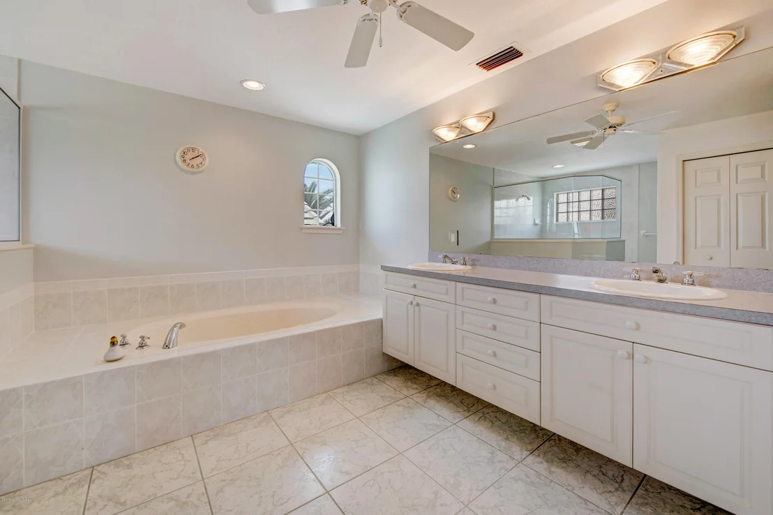 Photo of 406 Lanternback Island Drive