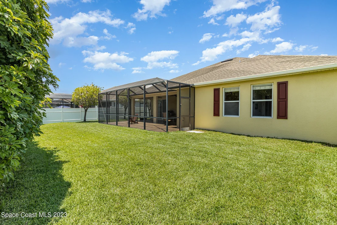 Photo of 1471 Bridgeport Circle