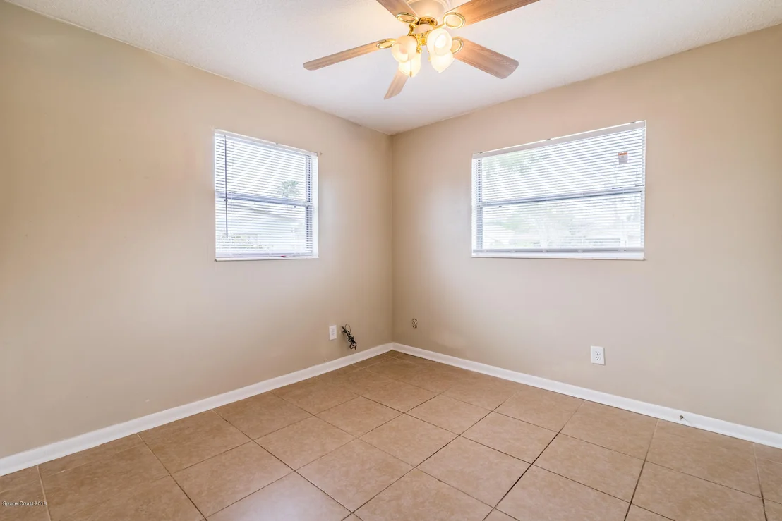 Photo of 1089 Madrid Road