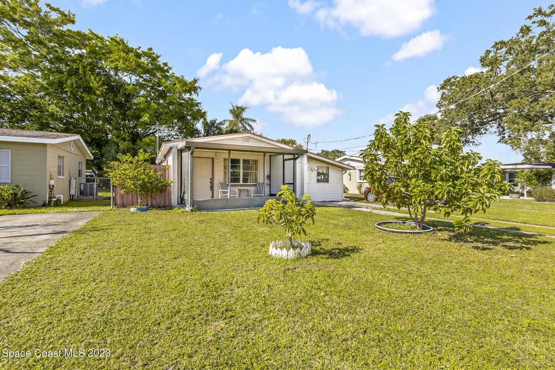 Photo of 1812 Radnor Drive