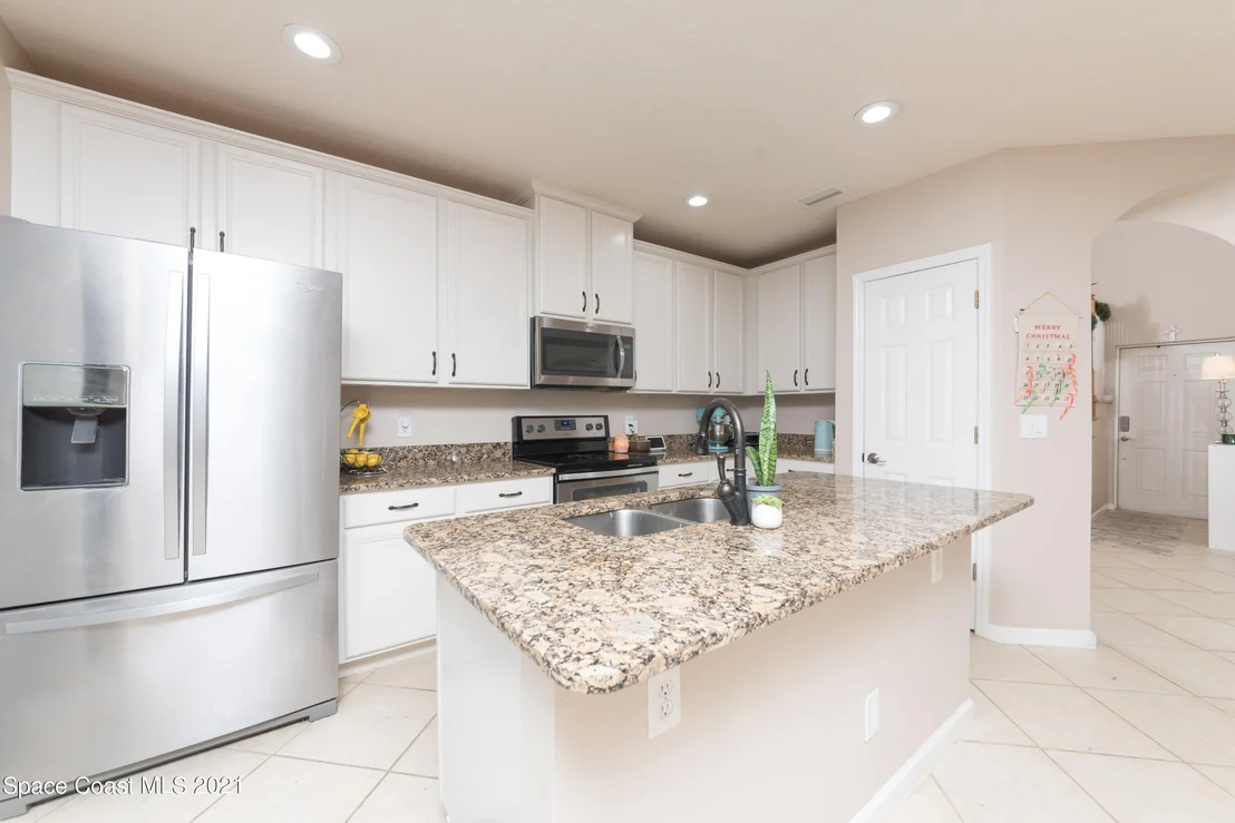 Photo of Unit 104 at 1340 Lara Circle