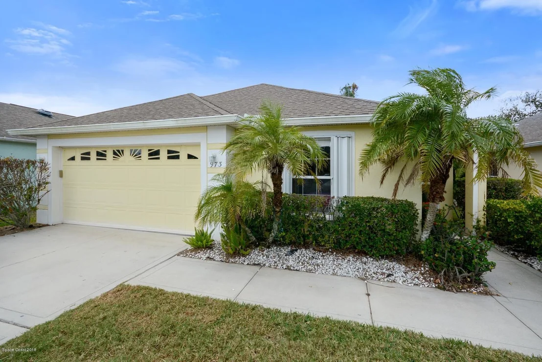 Photo of 973 Villa Drive