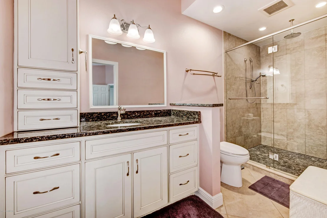 Photo of 1236 Walnut Grove Way