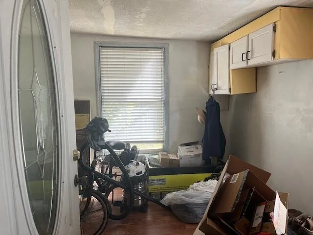 Photo of 557 Vivian Drive