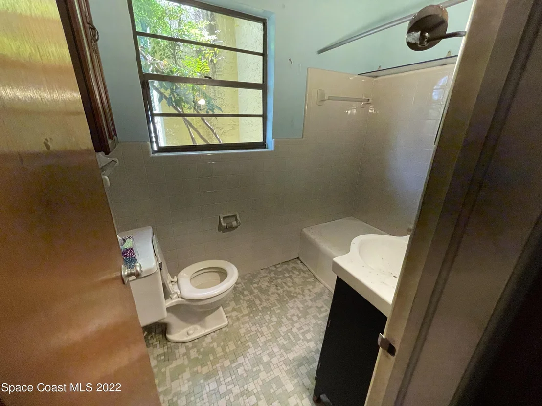 Photo of 1403 W Point Drive