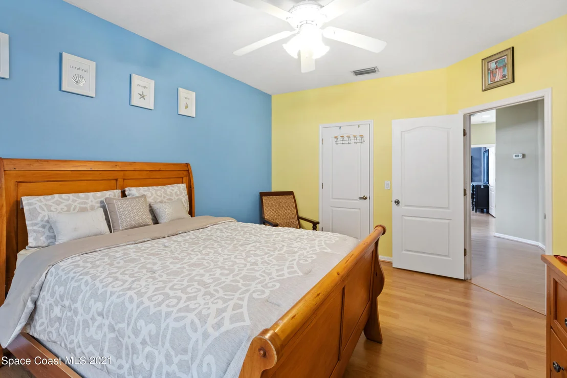 Photo of 3416 Peninsula Circle